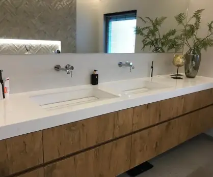 Wastafel wit composiet gepolijst